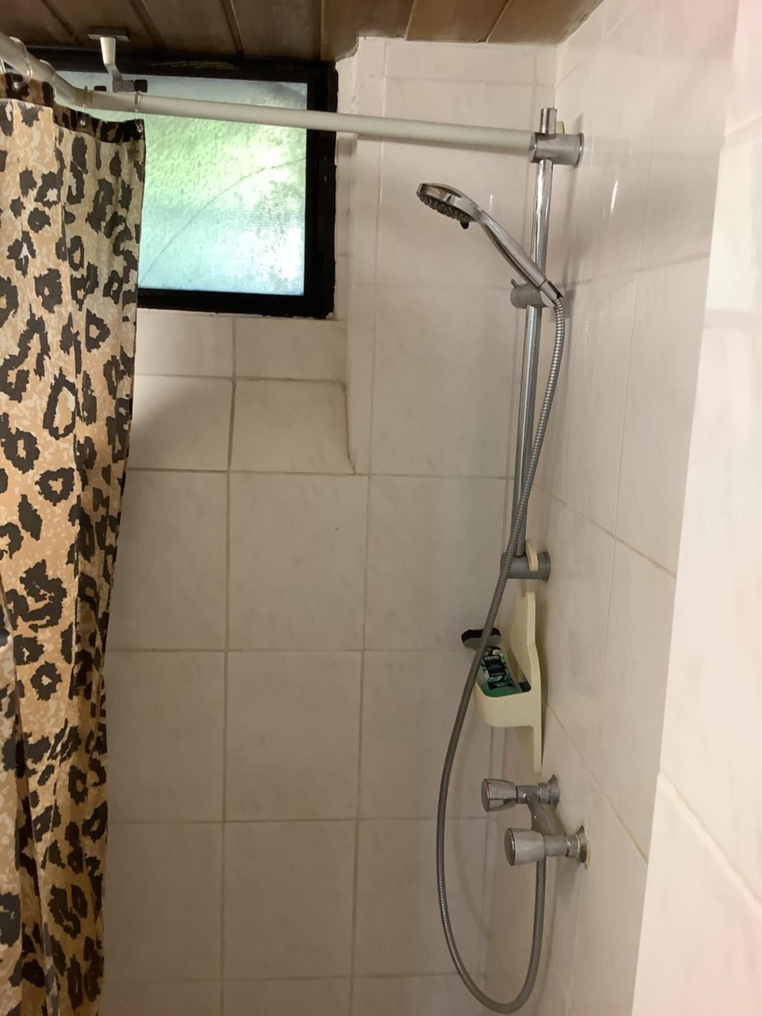Schoenes Im Seterant/untergeschoss Homestay